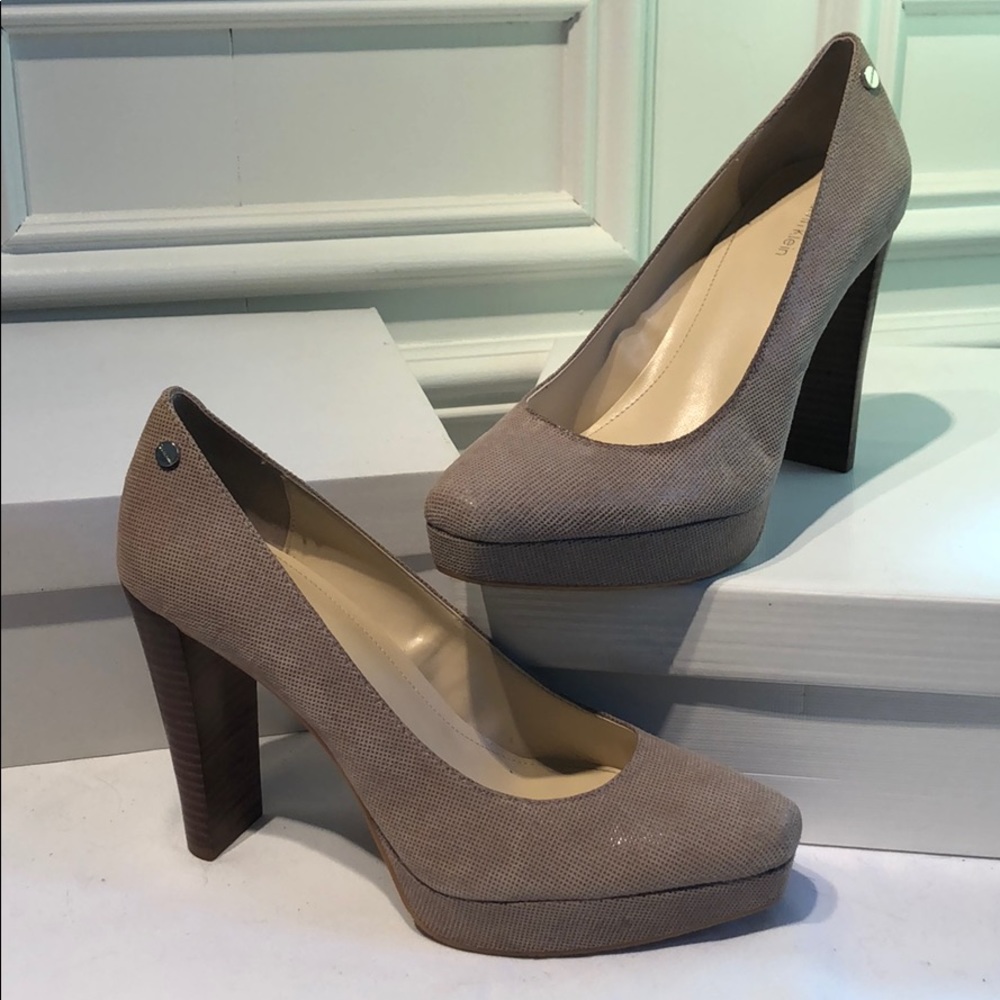 High heel platforms